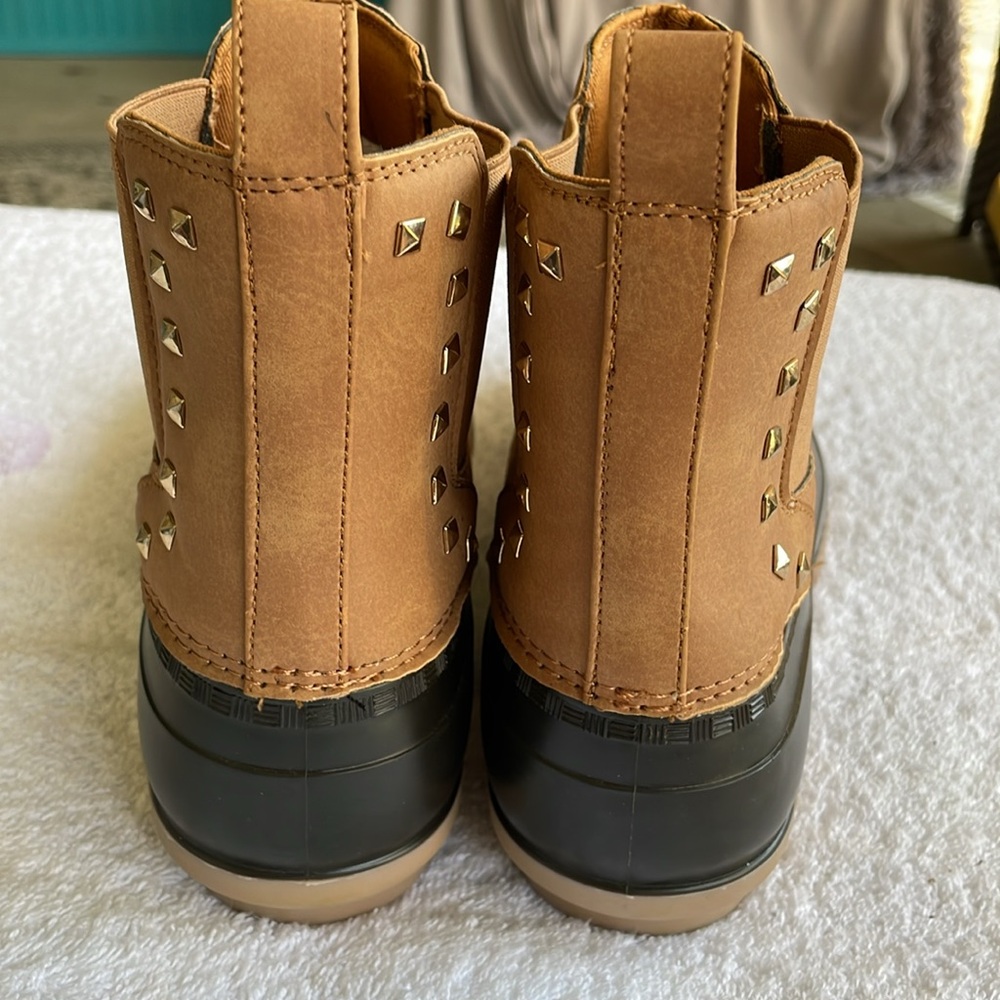 NEW Newlin Duck Boot (Women) Steve Madden Size Women’s 11 Tan - Picture 9 of 12